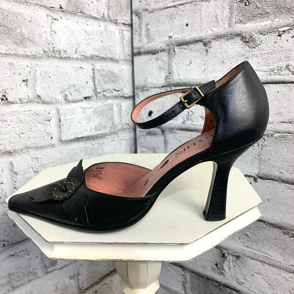 Two Lips Vintage Black Leather Pointy Toe Ankle Strap Pump - Picture 1 of 9